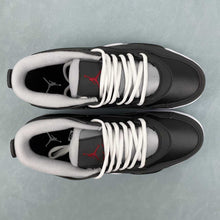 Cargar imagen en el visor de la galería, Air Jordan 4 RM Black Metallic HV5184-010
