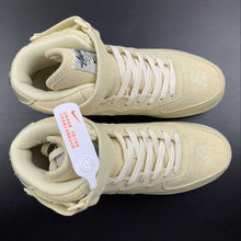 Cargar imagen en el visor de la galería, Air Force 1 07 Mid Stussy Fossil Sail DJ7841-200
