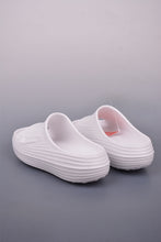 Cargar imagen en el visor de la galería, Nike ReactX Rejuven8 Slide Summit White HV4479-100

