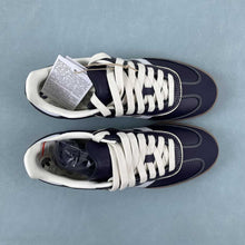 Cargar imagen en el visor de la galería, Adidas Samba OG Aura Black Cream White Gold IG6836
