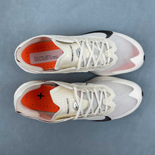 Cargar imagen en el visor de la galería, Air ZoomX VaporFly Next 4 Sail Black Total Orange White HF6413
