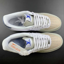 Cargar imagen en el visor de la galería, LV x Air Force 1 07 Low White Blue Gray BS8871-301
