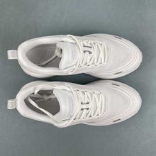 Cargar imagen en el visor de la galería, Nike Zoom Vomero PLUS White Summit White Photon Dust HV8150-102
