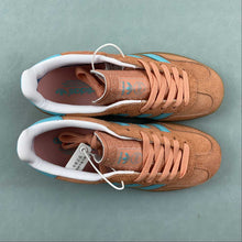 Cargar imagen en el visor de la galería, Adidas Gazelle Bold Orange Mint Gum IH7499
