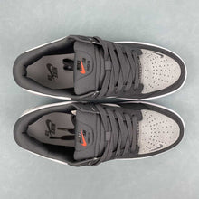 Cargar imagen en el visor de la galería, SB Force 58 Dark Grey White  Dark Grey DV5477-001
