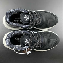 Cargar imagen en el visor de la galería, Adidas Day Jogger Boost Core Black Cloud White FX6169
