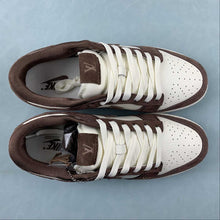 Cargar imagen en el visor de la galería, LV x SB Dunk Low Chocolate Off White FC1688-149
