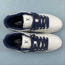 Cargar imagen en el visor de la galería, LV x SB Dunk Low Cream White Royal Blue Silver FC1688-123
