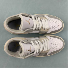 Cargar imagen en el visor de la galería, Air Jordan 1 Low SE Craft Inside Out Tech Grey Light Orewood Brown Sail DN1635-002
