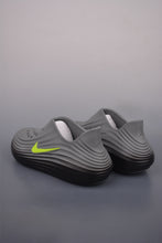 Cargar imagen en el visor de la galería, Nike ReactX Rejuven8 Black Volt Cool Grey HV5060-003
