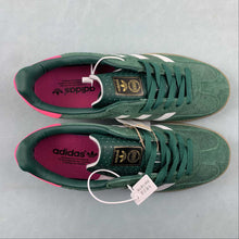Cargar imagen en el visor de la galería, Adidas Gazelle Indoor Collegiate Green Cloud White Lucid Pink IG5929
