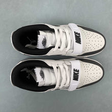 Cargar imagen en el visor de la galería, Air Jordan Legacy 312 Low White Black White Cool Grey HV1811-101
