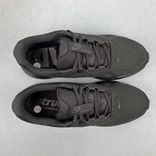 Cargar imagen en el visor de la galería, Air Zoom Structure 26 Black Anthracite HJ1102-001
