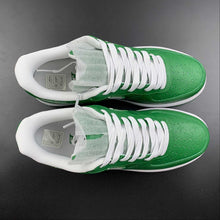 Cargar imagen en el visor de la galería, Louis Vuitton x Air Force 1 Green Embossing MS0232
