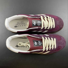 Cargar imagen en el visor de la galería, Adidas x Gucci Gazelle Purple Red White
