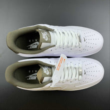 Cargar imagen en el visor de la galería, Air Force 1 Low Arrives White Taupe DR9867-100
