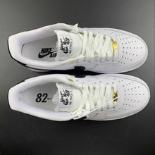 Cargar imagen en el visor de la galería, Air Force 1 07 LV8 40th Anniversary White Black DQ7658-100
