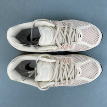 Cargar imagen en el visor de la galería, Nike Air Max 2013 Pale Ivory HF3660-100
