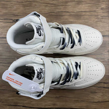 Cargar imagen en el visor de la galería, Air Force 1 07 Mid Brooklyn New York White Black NT2969-013
