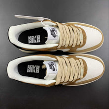 Cargar imagen en el visor de la galería, Air Force 1 07 Low Ale Brown Sanddrift DO6682-200
