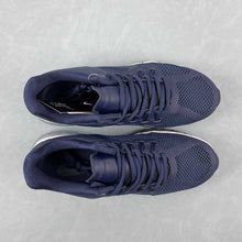 Cargar imagen en el visor de la galería, Nike Air Max 2013 College Navy Summit White Metallic Silve Dark Obsidian FZ4140-419

