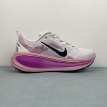 Cargar imagen en el visor de la galería, Nike Zoom Vomero 18 Summit White Elemental Pink Red Plum Black HM6804-105
