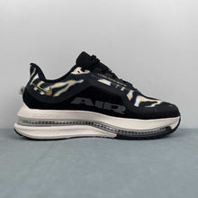 Cargar imagen en el visor de la galería, Pegasus Premium Zebra Black Metallic Gold IQ0368-010
