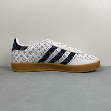 Cargar imagen en el visor de la galería, Adidas Gazalle x Louis Vuitton Monogram White Black SC9207-727
