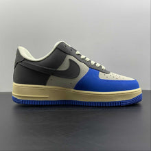 Cargar imagen en el visor de la galería, Air Force 1 07 Low Undefeated Dark Grey Blue Gold 315122-005
