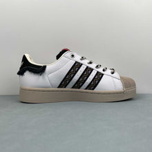 Cargar imagen en el visor de la galería, Adidas Superstar 2 White Dark Blue JQ8722
