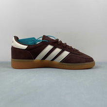 Cargar imagen en el visor de la galería, Adidas Handball Spezial Sporty &amp; Rich Brown IH2612
