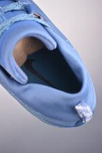 Cargar imagen en el visor de la galería, Nike ACG Zegama Navy Blue HV8113-019
