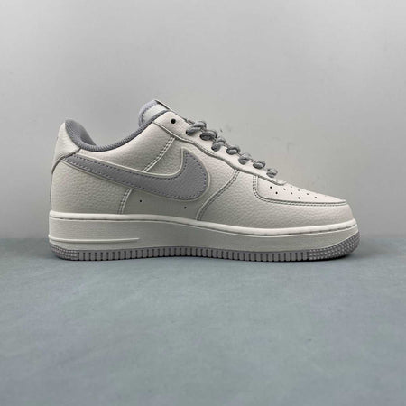 Undefeated x Air Force 1 07 Low Off White Light Grey UT2023-203
