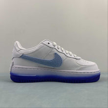 Cargar imagen en el visor de la galería, Air Force 1 Shadow Chenille Swoosh White Blue Tint FJ4567-100
