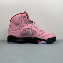 Cargar imagen en el visor de la galería, Air Jordan 5 Retro Awake NY Arctic Pink DV4982-600
