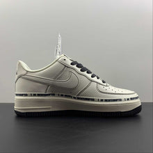 Cargar imagen en el visor de la galería, Air Force 1 07 Low x Uninterrupted MORE THAN White Black UY5696-332
