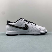 Cargar imagen en el visor de la galería, LV x SB Dunk Low White Black Silver LV0526-591
