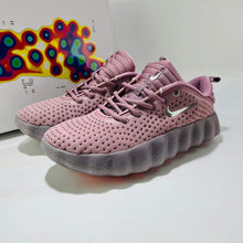 Cargar imagen en el visor de la galería, Nike Mind 002 Light Violet Ore Purple Grey HQ4310-200
