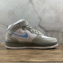 Cargar imagen en el visor de la galería, Air Force 1 07 Mid Wolf Gray White Blue BC9925-102
