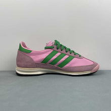 Cargar imagen en el visor de la galería, Adidas SL 72 OG Glow Pink Green Core Black JQ8309
