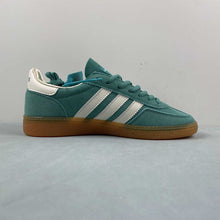 Cargar imagen en el visor de la galería, Adidas Handball Spezial Sporty &amp; Rich Green IH2148
