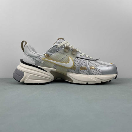 Nike V2k Run White Khaki Metallic Silver White HJ7245-100