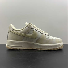 Cargar imagen en el visor de la galería, Air Force 1 07 Low Rock Apricot White KP6936-669
