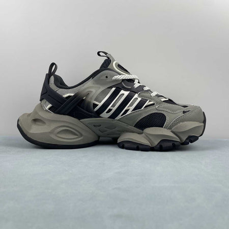 Adidas XLG Runner Deluxe Silver Pebble Carbon Ivory JR8078