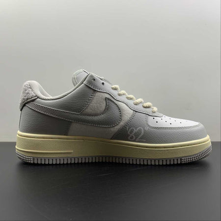 Air Force 1 07 Low Light Smoke Gray White DO5220-166