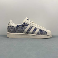 Cargar imagen en el visor de la galería, Adidas Superstar x Dior HS3081
