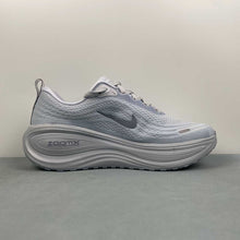 Cargar imagen en el visor de la galería, Nike Zoom Vomero PLUS Football Grey Ashen Slate HV8150-004
