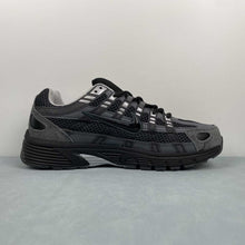 Cargar imagen en el visor de la galería, Nike P-6000 Suede Anthracite Metallic Silver HF0015-002
