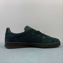 Cargar imagen en el visor de la galería, Adidas Gazelle Indoor Shadow Green Gum H06272
