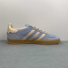 Cargar imagen en el visor de la galería, Adidas Gazelle Indoor Valentine&#39;s Day Glow Blue Crystal Sand JR8029
